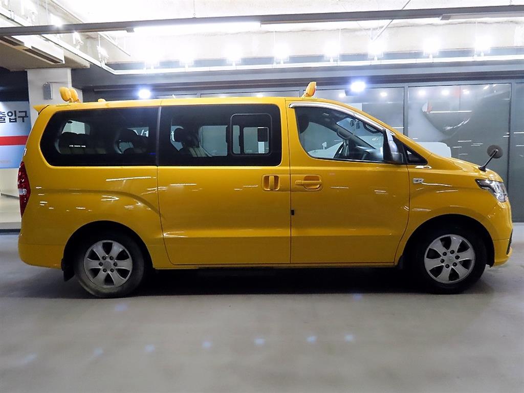 Hyundai Starex LPi 4