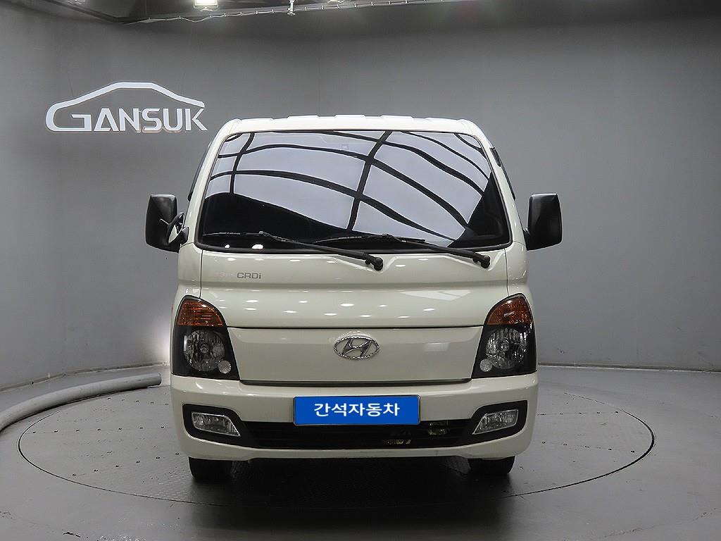 Hyundai Porter 1.0 Ton/ Super Cab/ Long Wheelbase/ CRDi Smart