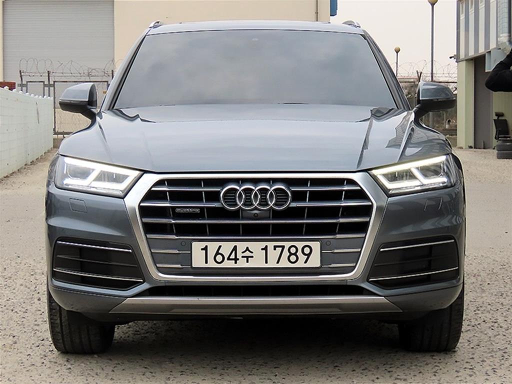 Audi Q5 40 TDI Quattro Premium — фото 2