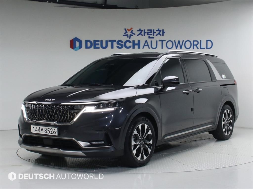 Kia Carnival Gasoline Signature