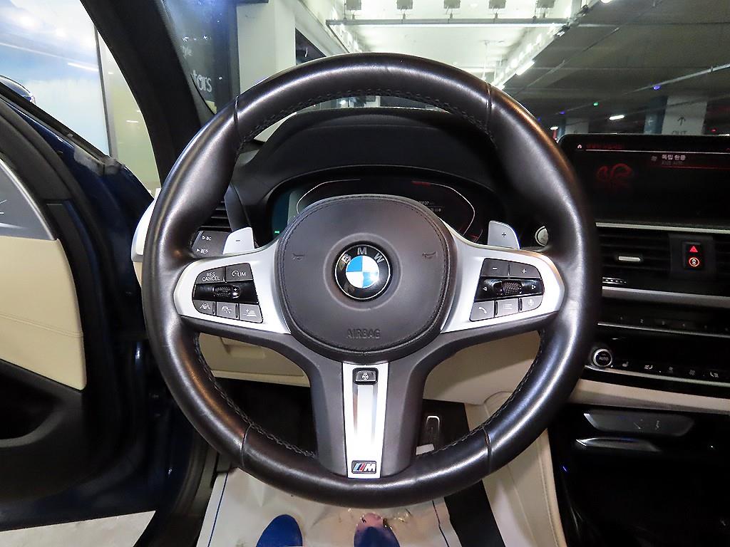 BMW X4 xDrive 20i M Sport X 9