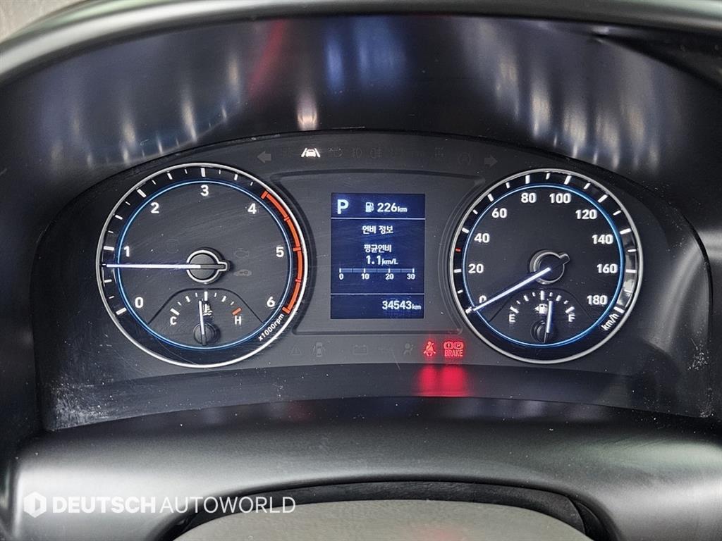 Hyundai Porter Super Cab/ Long Wheelbase Smart 9