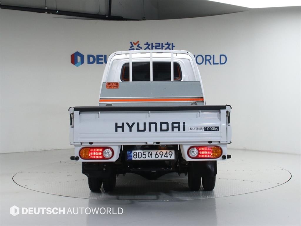 Hyundai Porter 1.0 Ton/ Double Cab/ Long Wheelbase/ CRDi Premium 4