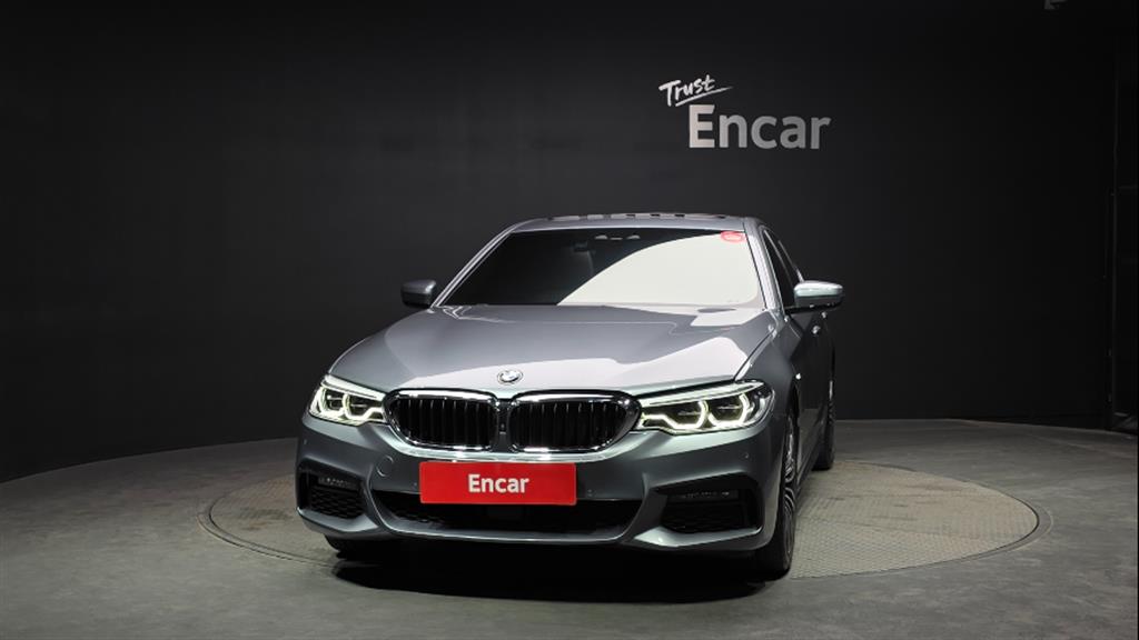 BMW 5 Series 530i xDrive M Sport Plus 4