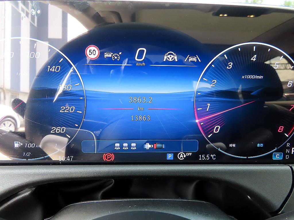 Mercedes-Benz E-Class E200 Avantgarde 10