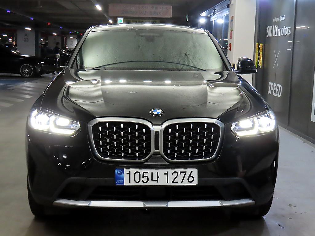 BMW X4 xDrive 20i xLine 사진