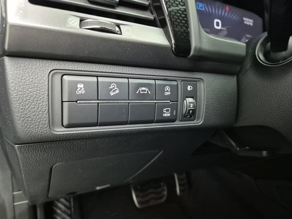 KG Mobility (Ssangyong) Rexton Diesel 2.2 4WD Prestige 8