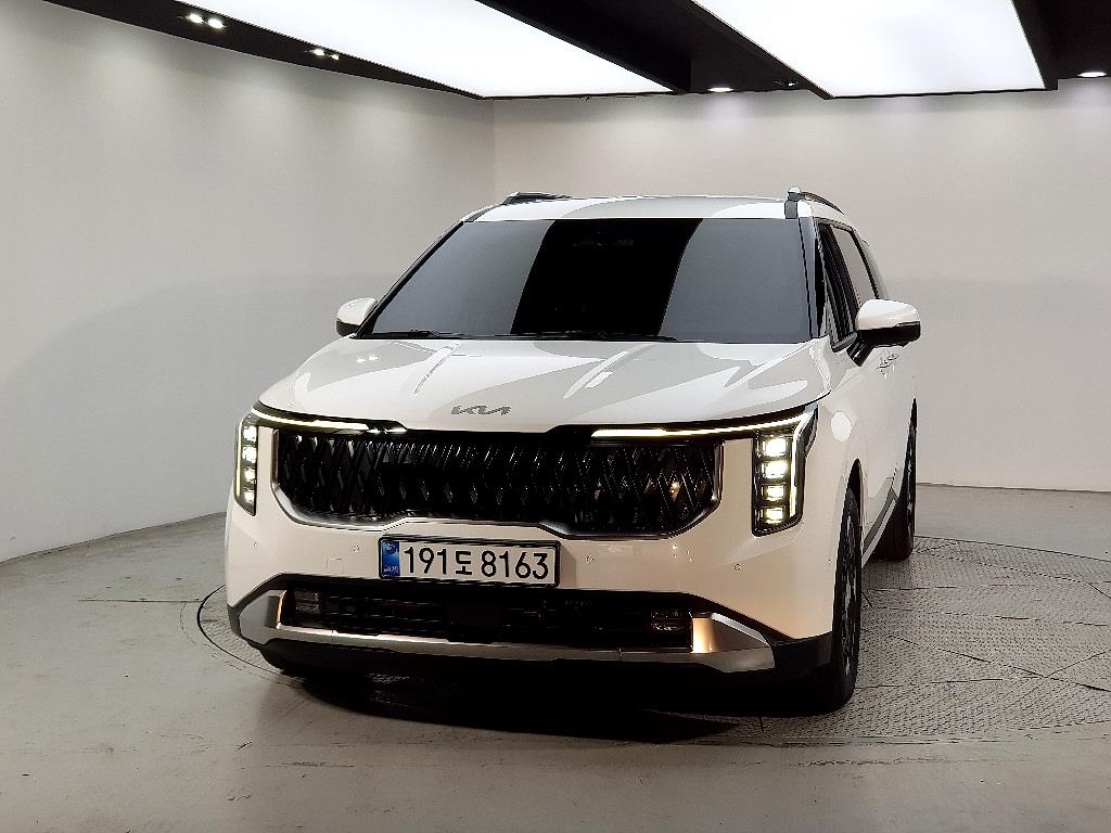 Kia Carnival HEV Signature 3