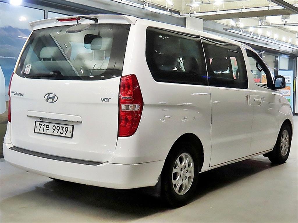Hyundai Starex Wagon Smart 5