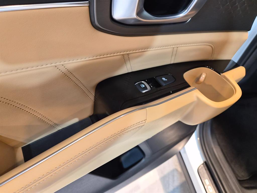 Kia Sorento HEV 1.6 4WD Gravity 8