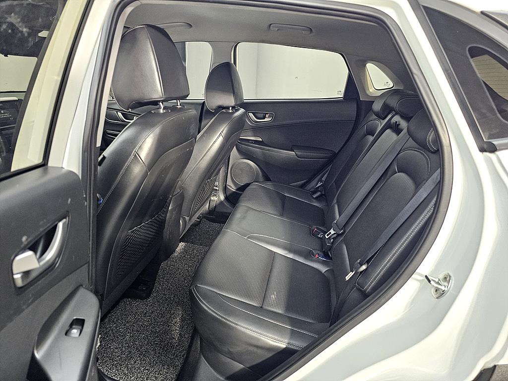 Hyundai Kona 1.6 Turbo 2WD Premium 10