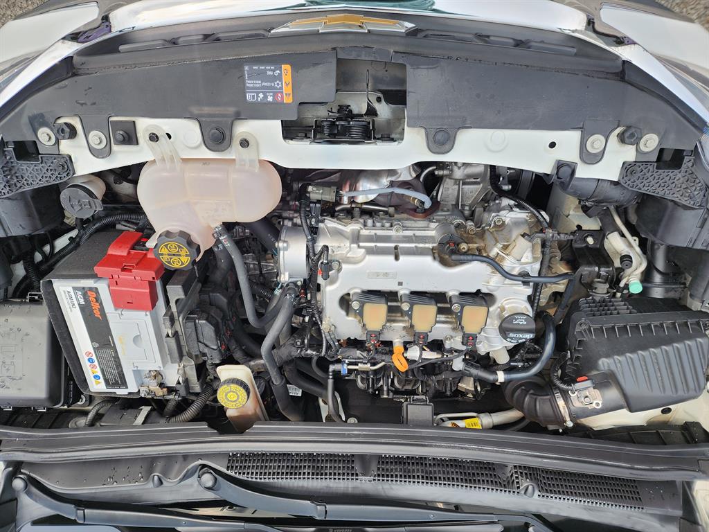 Chevrolet Spark Premier 9