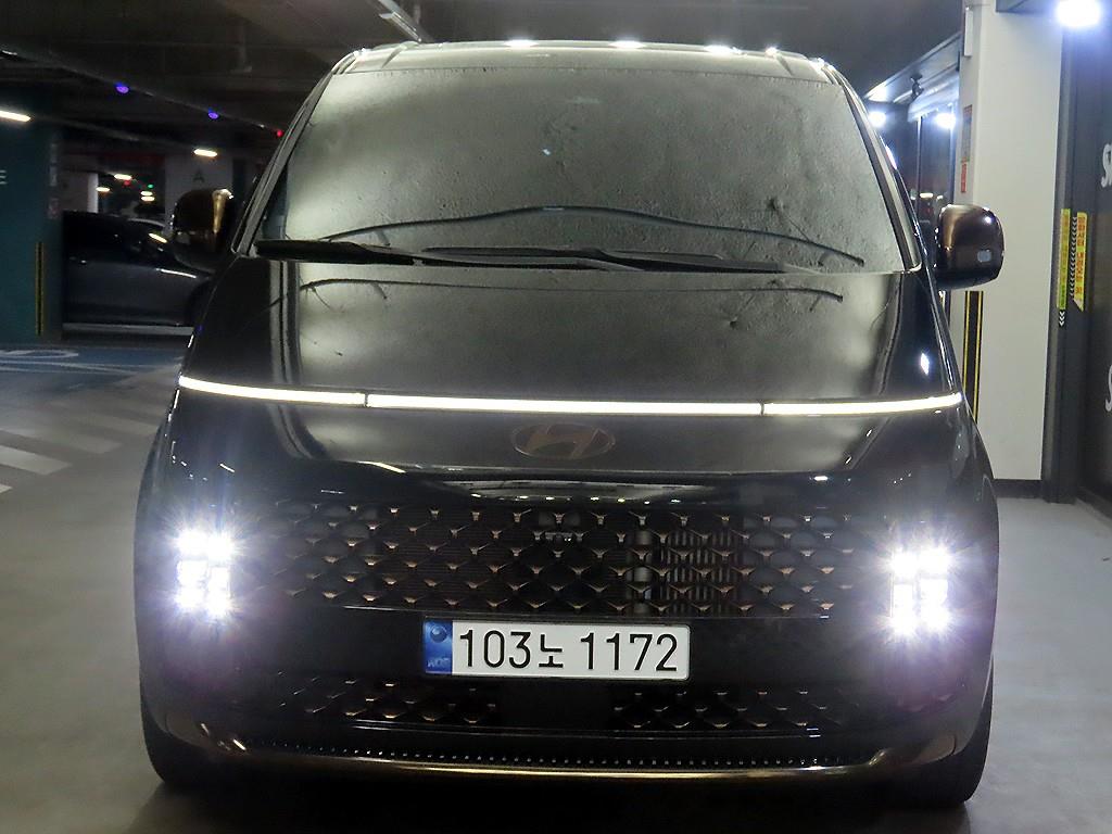 Hyundai Staria HEV 1.6 Lounge Inspiration 3