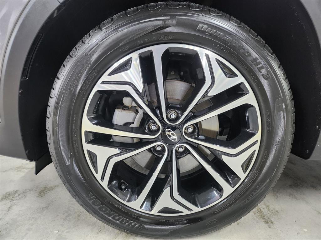 Hyundai Santa Fe Gasoline 2.0T 2WD Exclusive Special 6