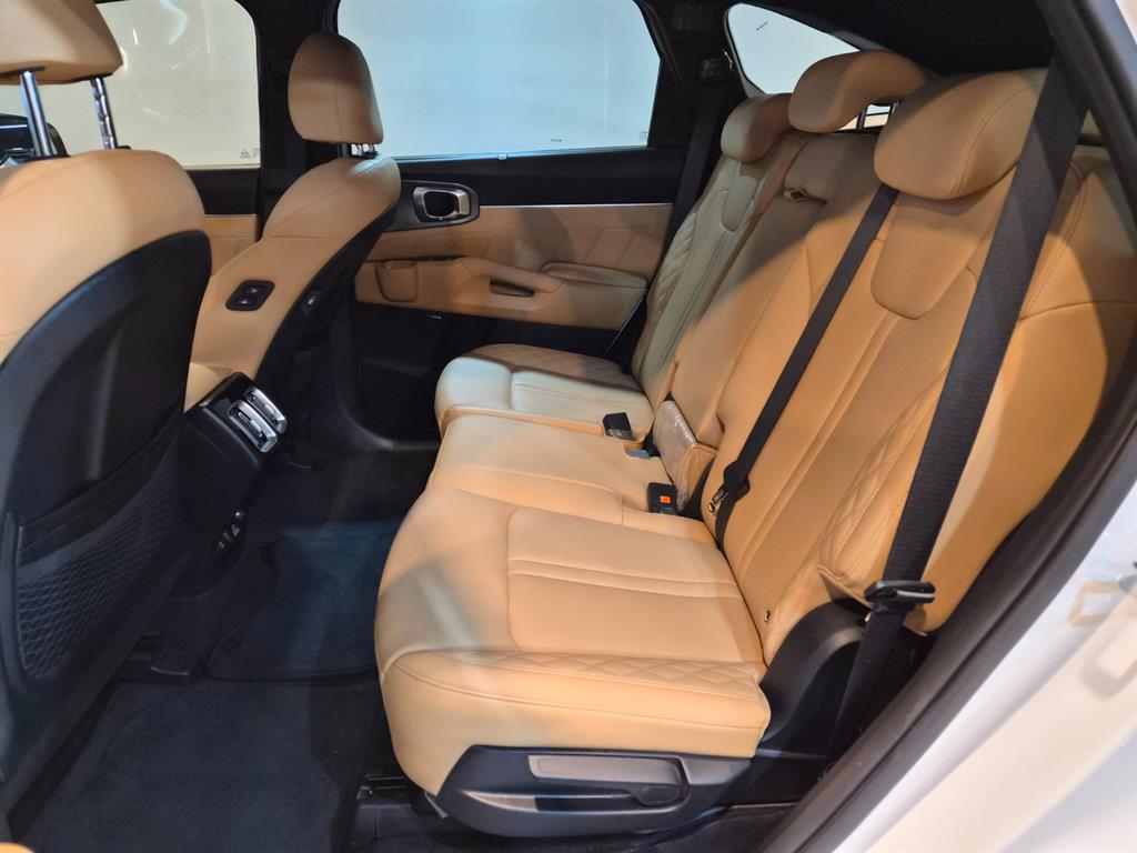 Kia Sorento HEV 1.6 4WD Gravity 7