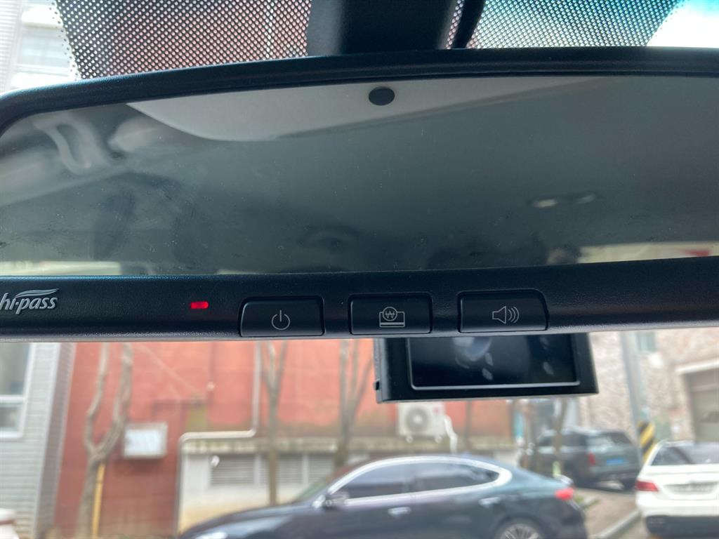 KG Mobility (Ssangyong) Rexton 4WD Diesel 2.2 Adventure 10