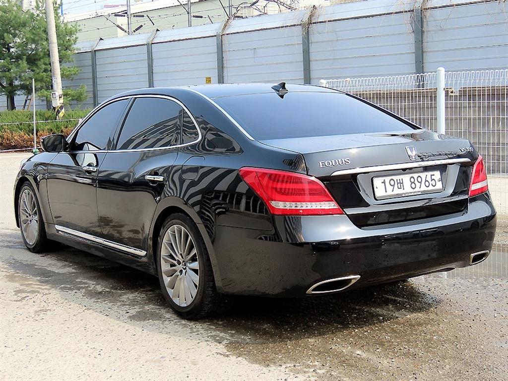 Hyundai Equus VS380 Exclusive 4