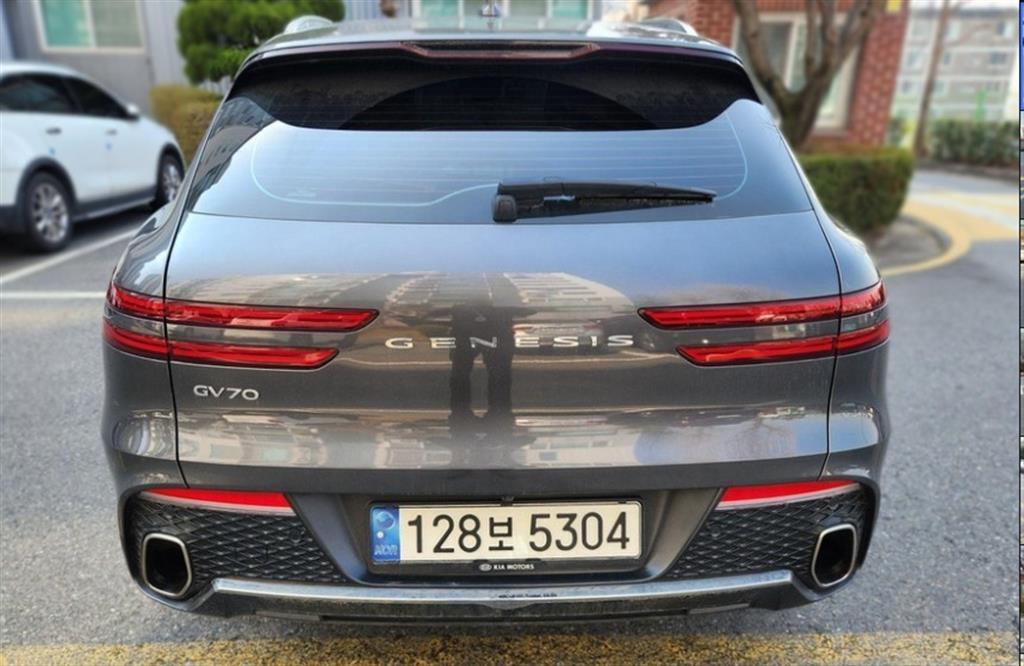 Genesis GV70 2.5T Gasoline 2WD 3
