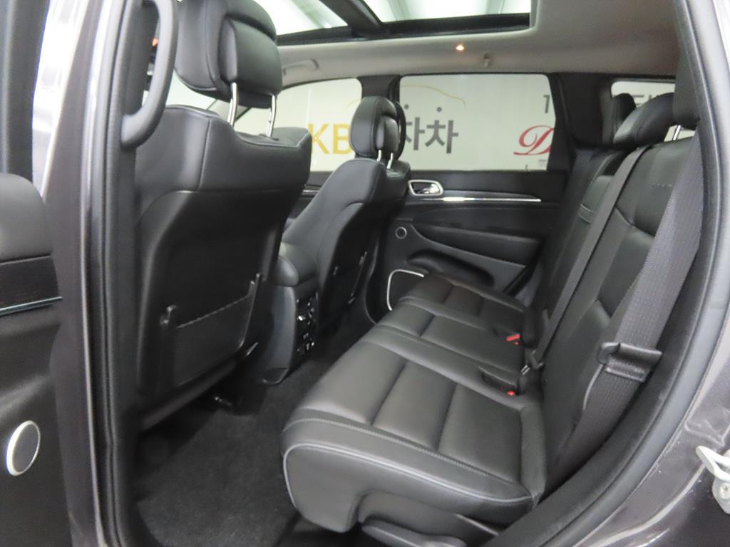 Jeep Cherokee 3.6 V6 Summit 7