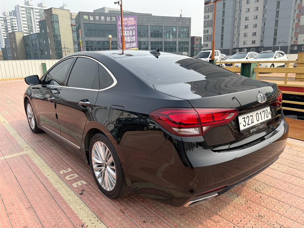 Hyundai Aslan G300 Exclusive 3