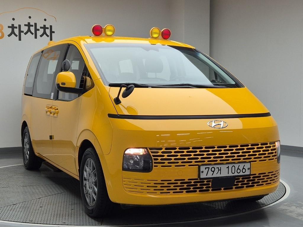 Hyundai Staria 5