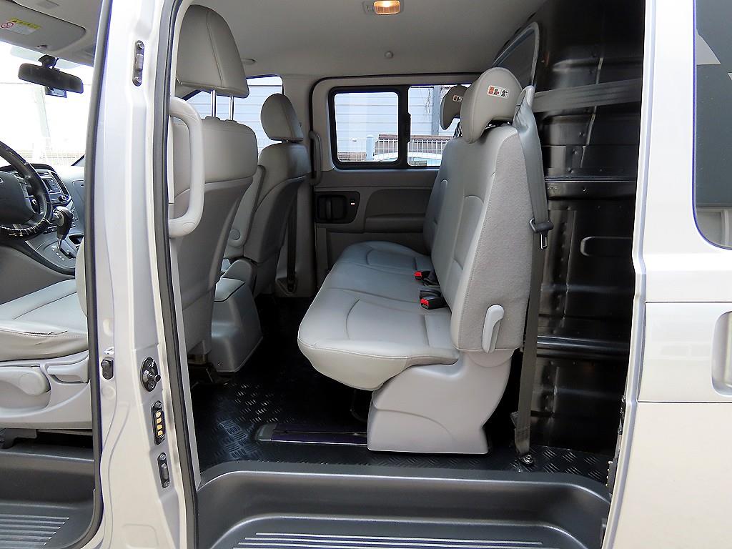 Hyundai Starex Modern 7