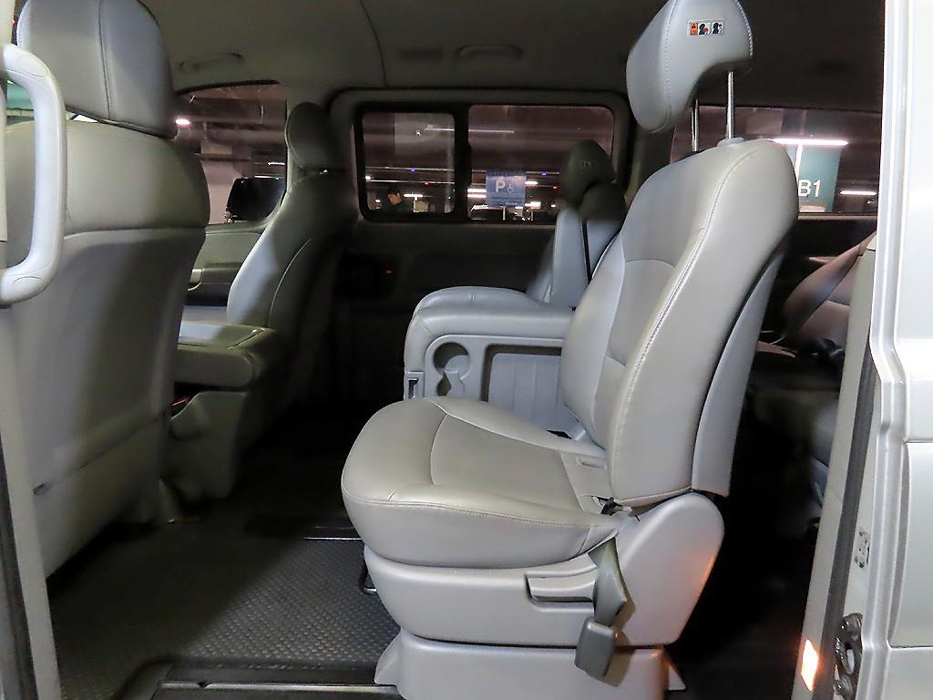 Hyundai Starex Wagon Modern 8