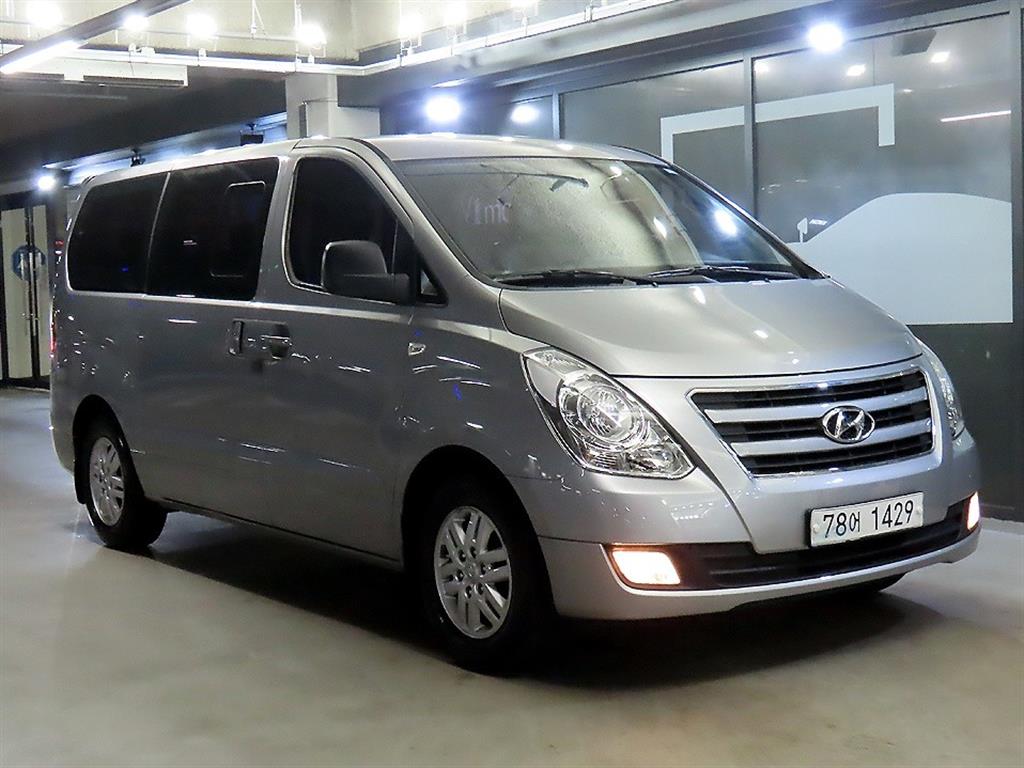 Hyundai Starex Wagon Modern 2