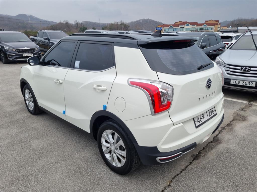 KG Mobility (Ssangyong) Tivoli 2WD Gasoline VX 7