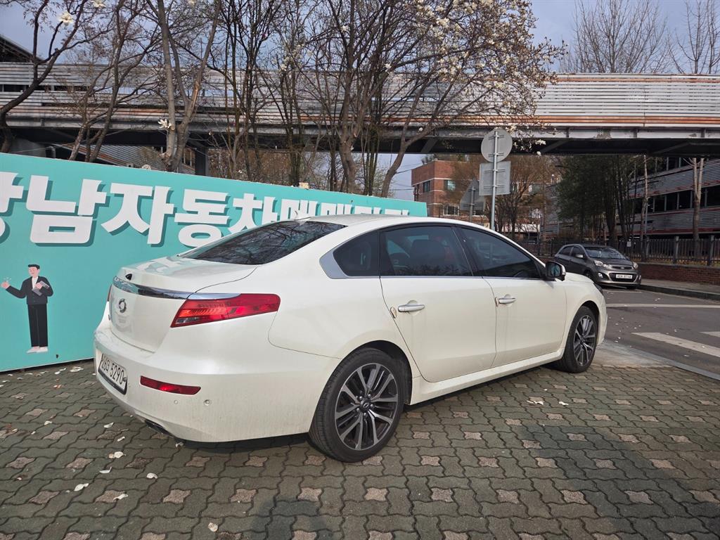 Renault SM7 2.0 LPe 4