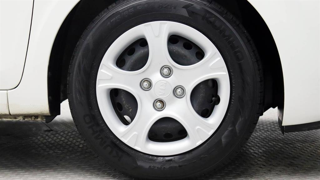 Kia Morning LPI Deluxe 8