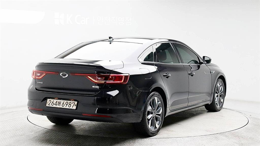 Renault SM6 Gasoline 2.0 GDe SE 4