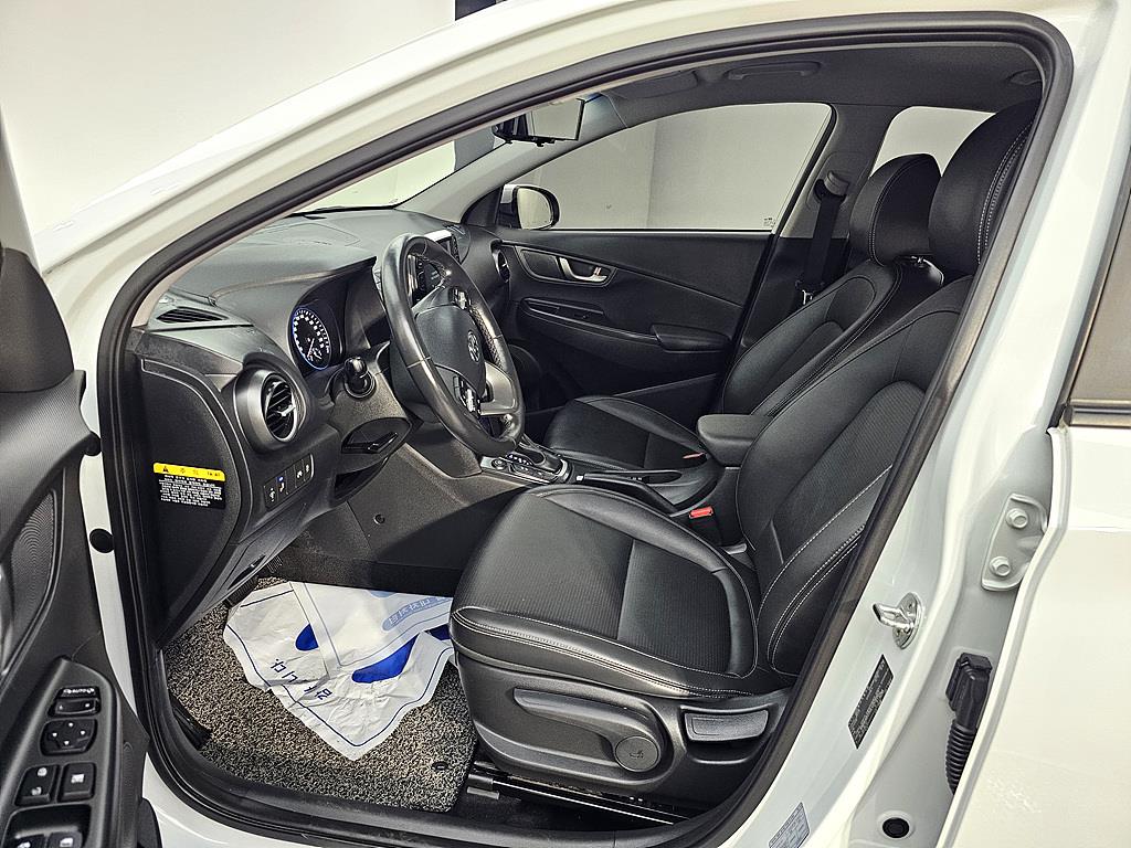 Hyundai Kona 1.6 Turbo 2WD Premium 9