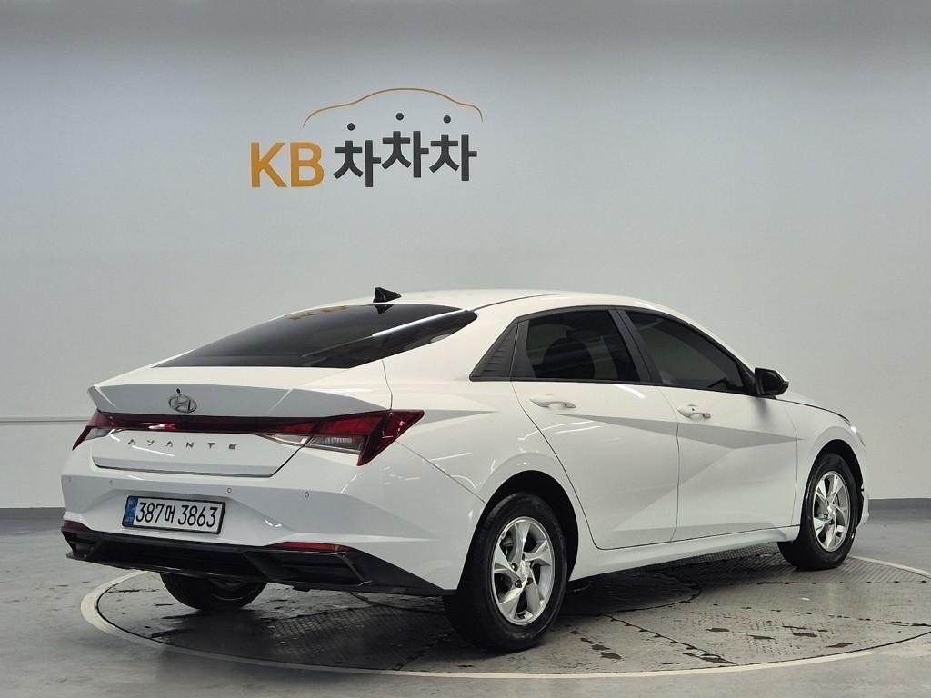 Hyundai Avante 1.6 Modern 4