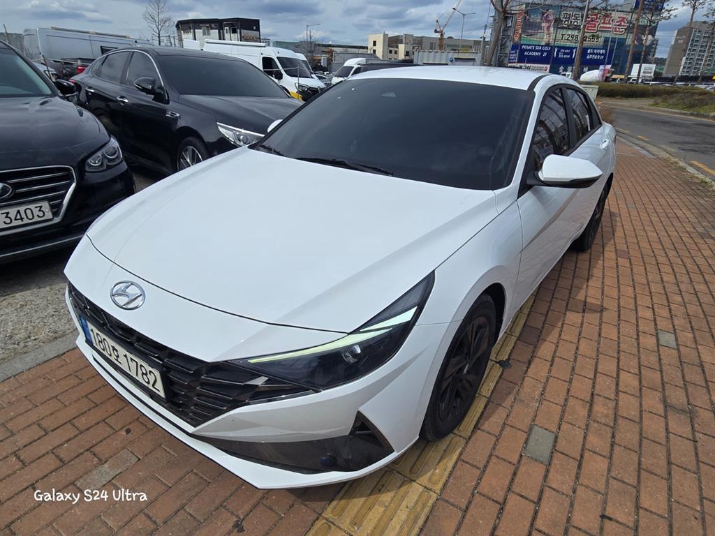 Hyundai Avante Modern 2