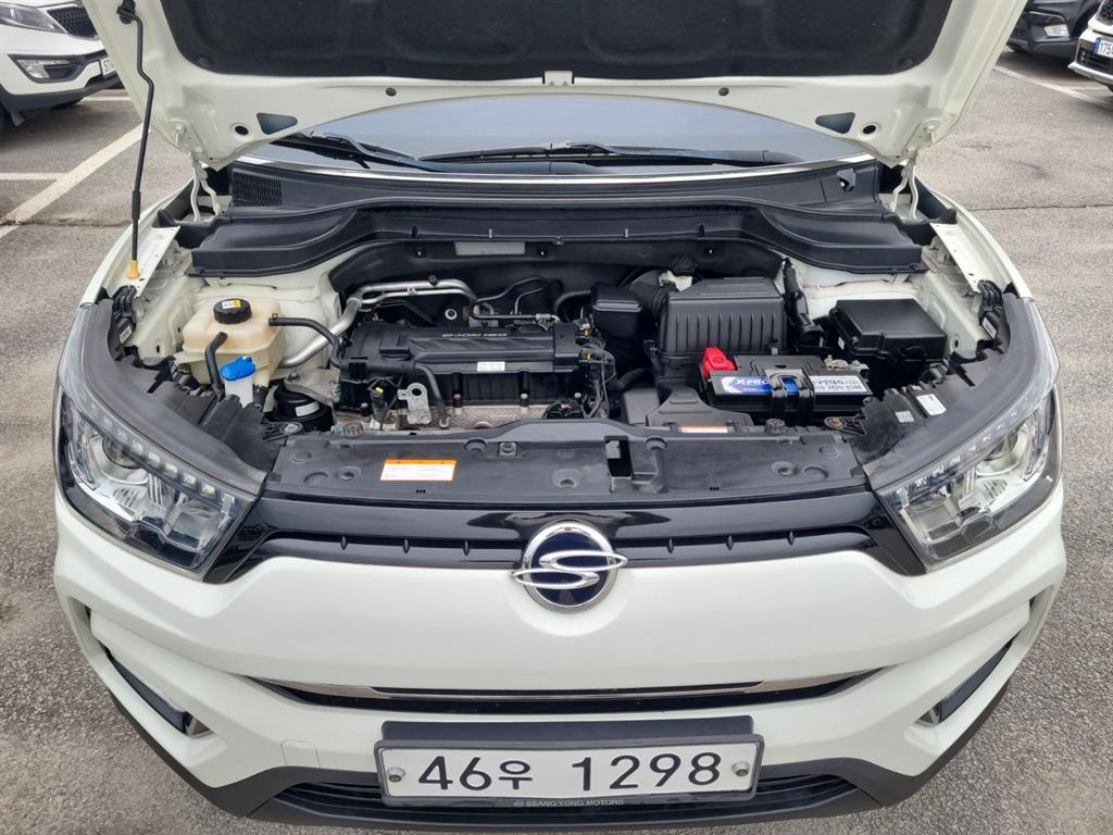 KG Mobility (Ssangyong) Tivoli 2WD Gasoline VX 8
