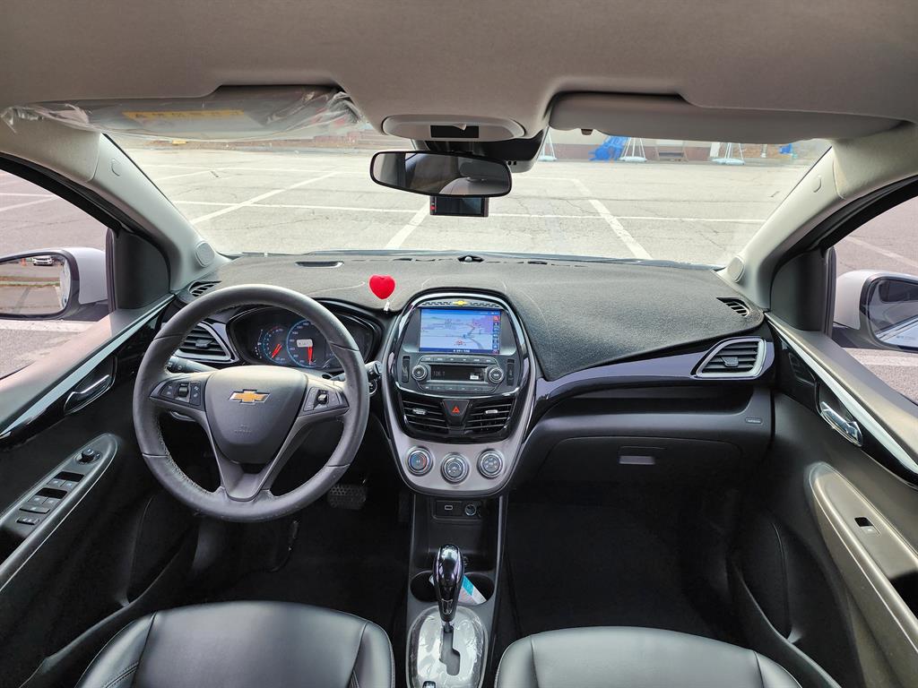 Chevrolet Spark Premier 10