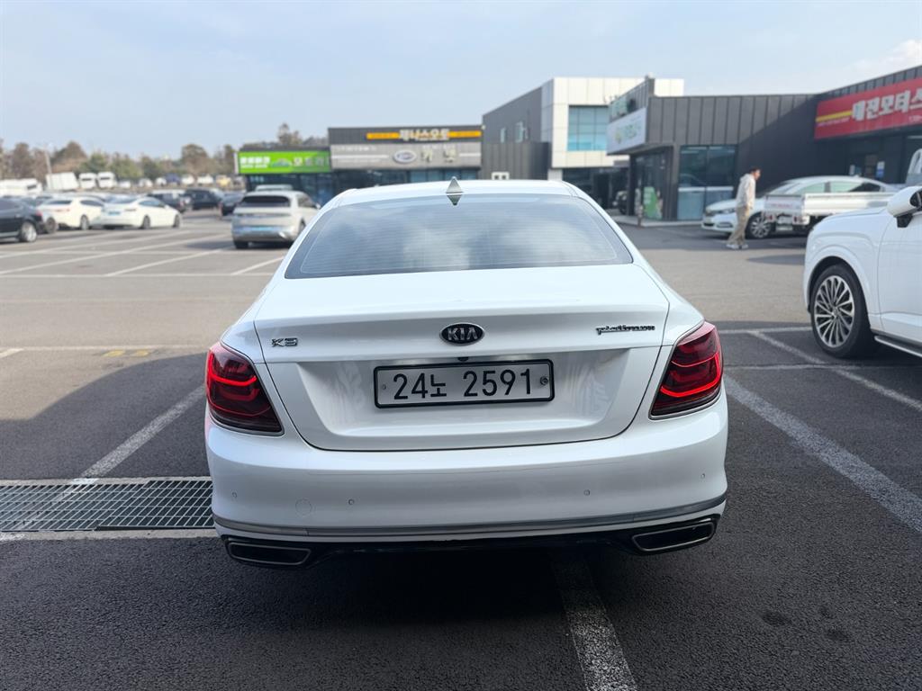 Kia K9 3.8 GDI AWD Platinum Ⅱ 5