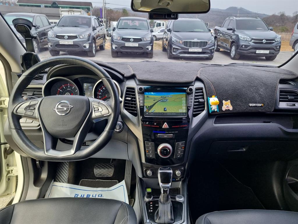 KG Mobility (Ssangyong) Tivoli 2WD Gasoline VX 10