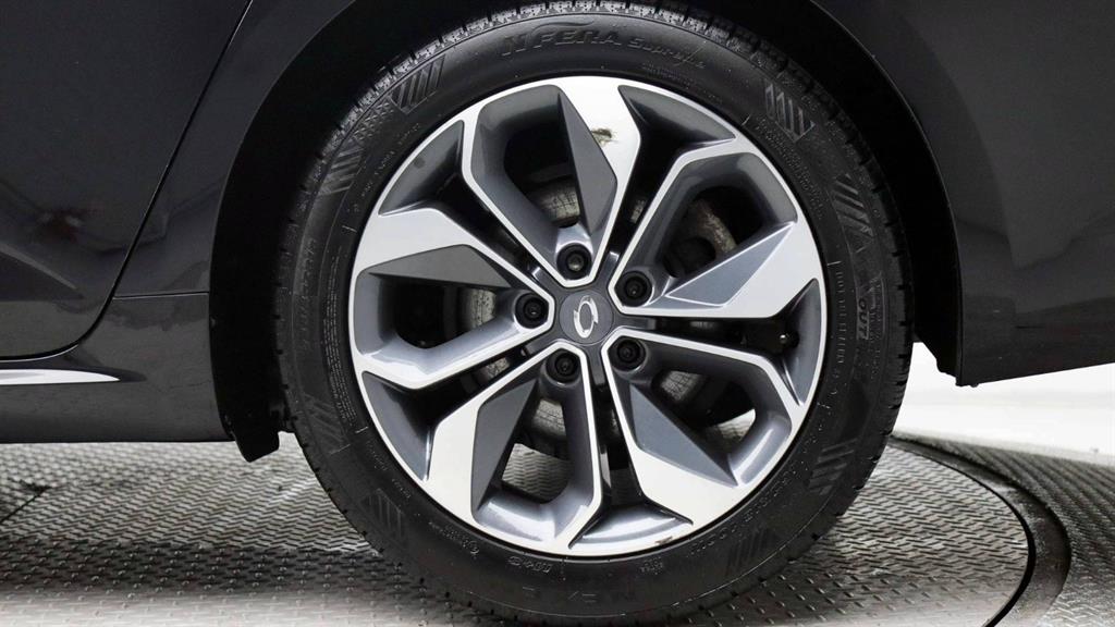 Renault SM6 Gasoline 2.0 GDe SE 7