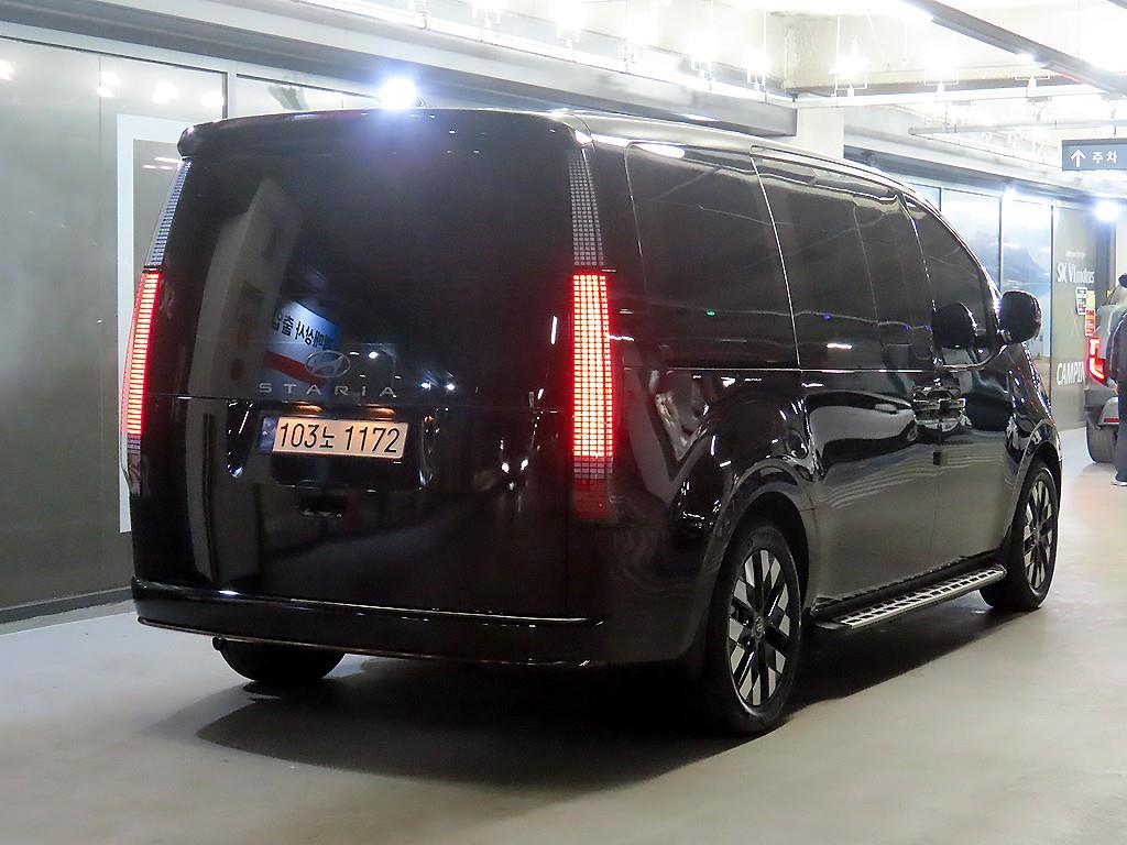 Hyundai Staria HEV 1.6 Lounge Inspiration 5