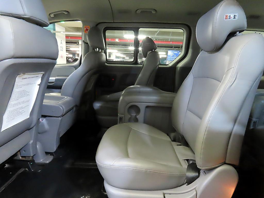 Hyundai Starex Wagon Smart 8