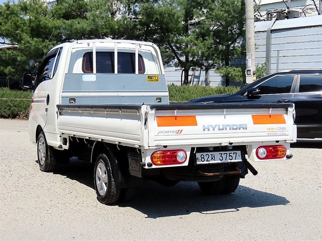 Hyundai Porter 1.0 Ton/ Super Cab/ Long Wheelbase/ CRDi Super 4