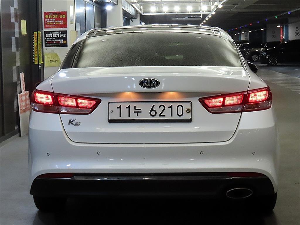 Kia K5 2.0 Luxury 6
