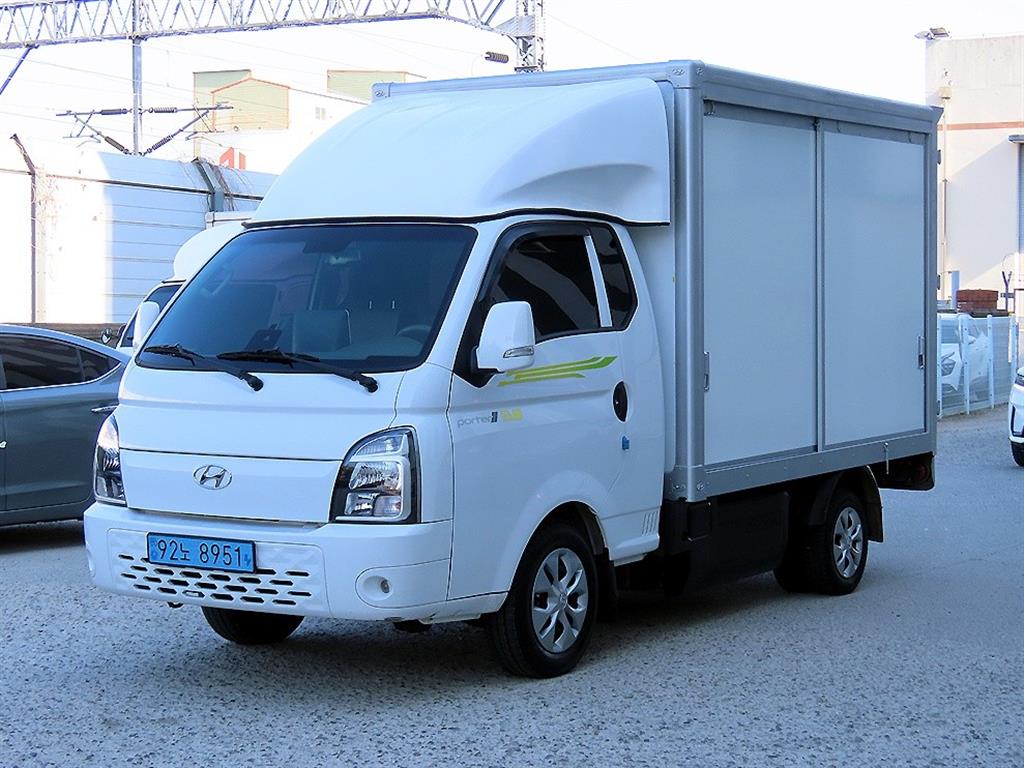 Hyundai Porter 1.0 Ton/ Super Cab/ Long Wheelbase 2