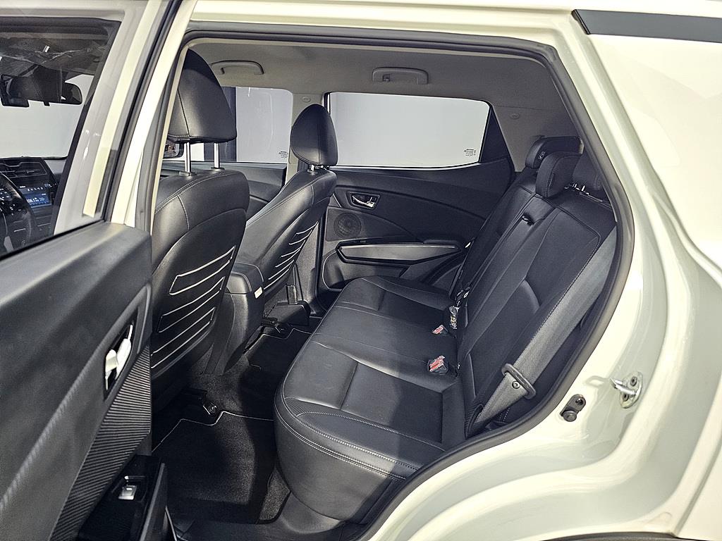 KG Mobility (Ssangyong) Tivoli 2WD Gasoline 1.5 V5 10