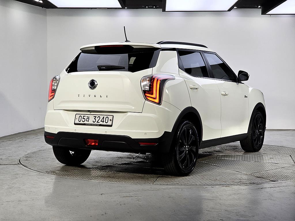KG Mobility (Ssangyong) Tivoli 2WD Gasoline 1.5 V5 5