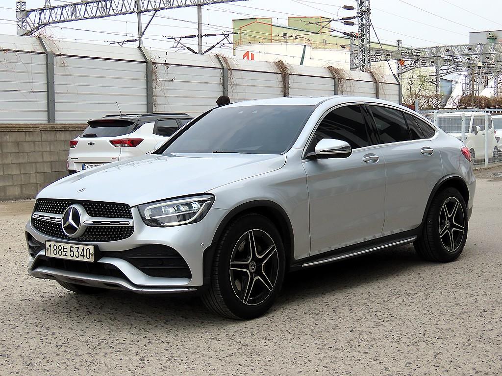 벤츠 GLC 클래스 GLC 300 4MATIC 쿠페 사진 2/20