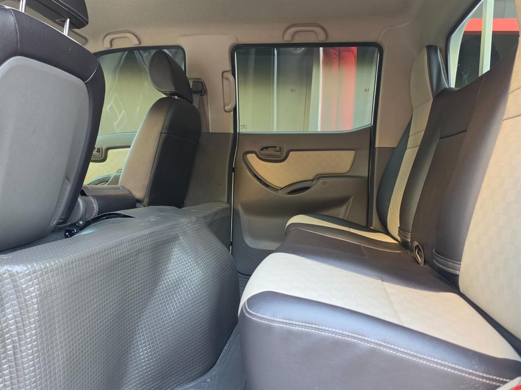 Hyundai Porter 1.0 Ton/ Double Cab/ Long Wheelbase/ CRDi Modern 8