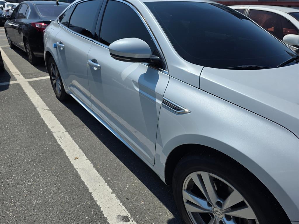 Renault SM6 Gasoline 2.0 GDe SE 5